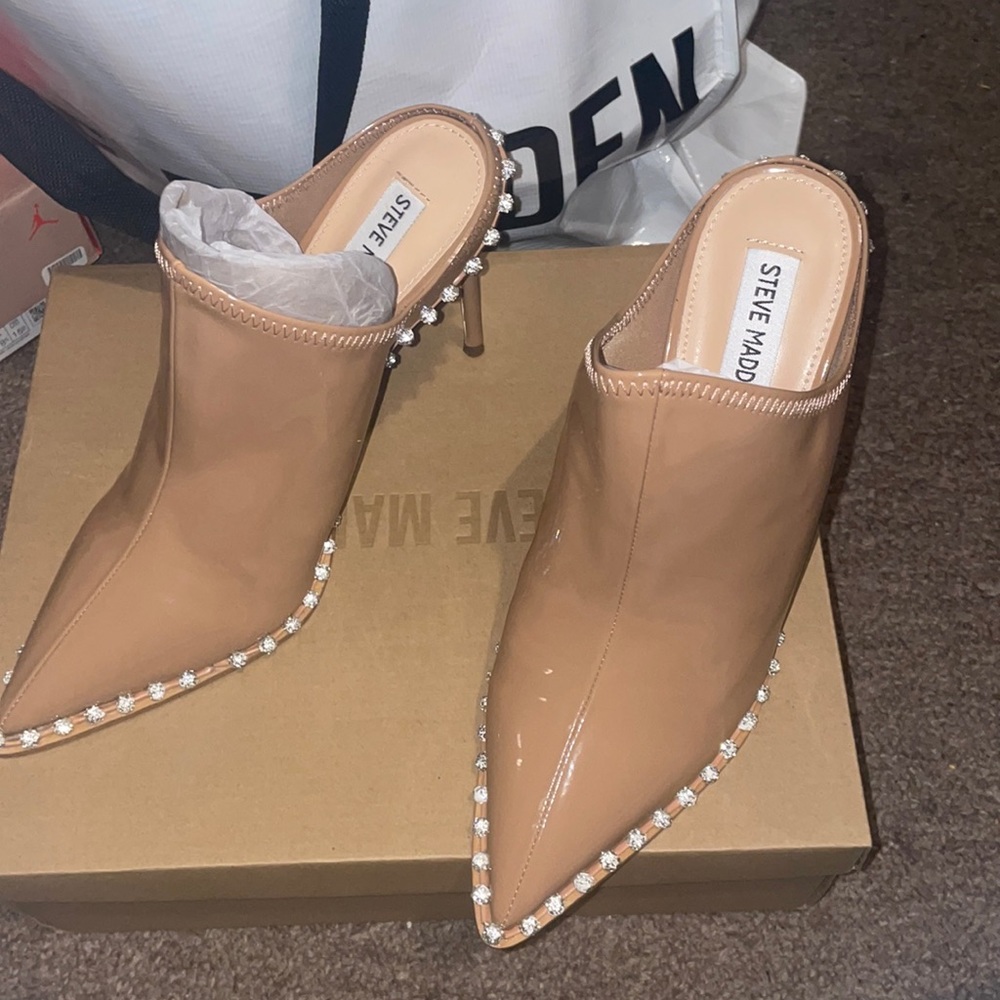 Never worn